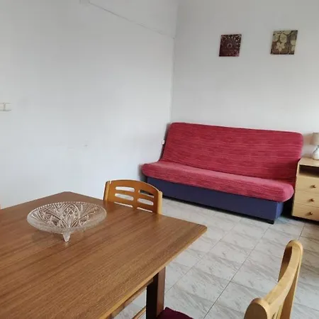 53-piso En Para 8 Personas Alicante