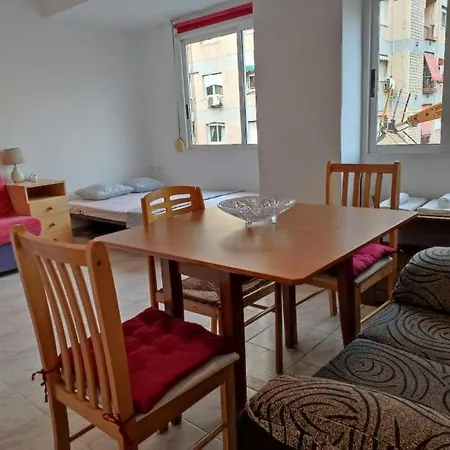 Apartamento 53-piso En Para 8 Personas *